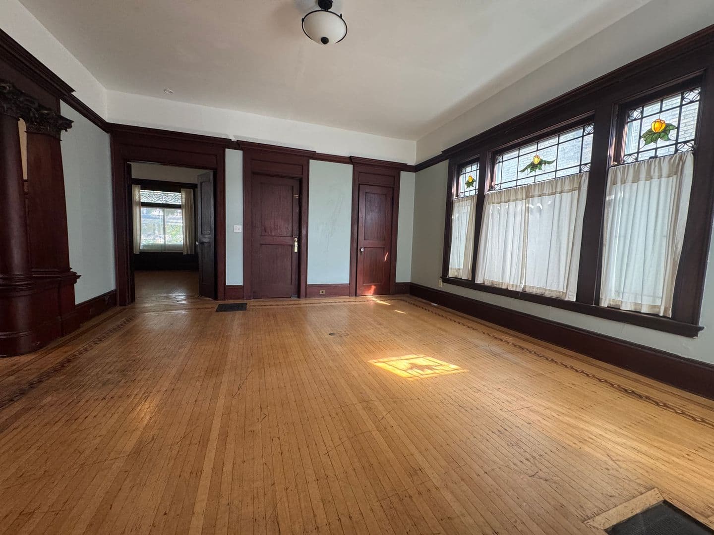 Minneapolis Apartment: 2526 Polk St NE