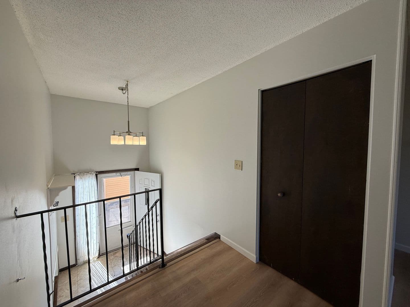 Coon Rapids House: 12288 Drake St NW