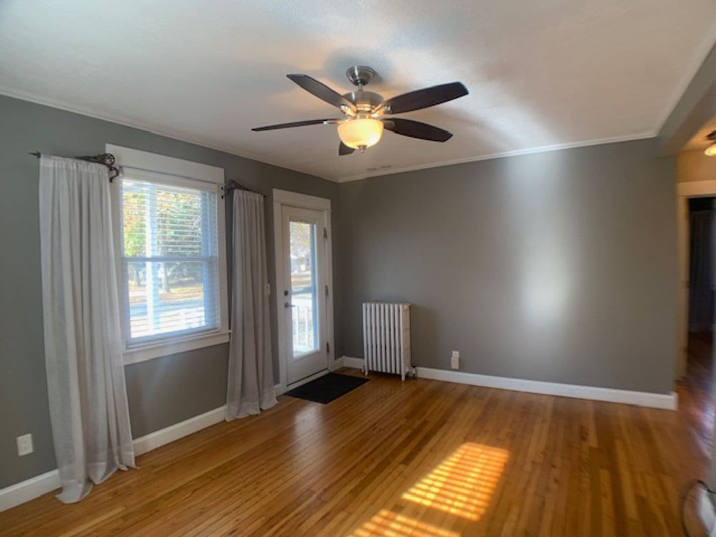 Saint Louis Park House: 2917 Pennsylvania Ave S