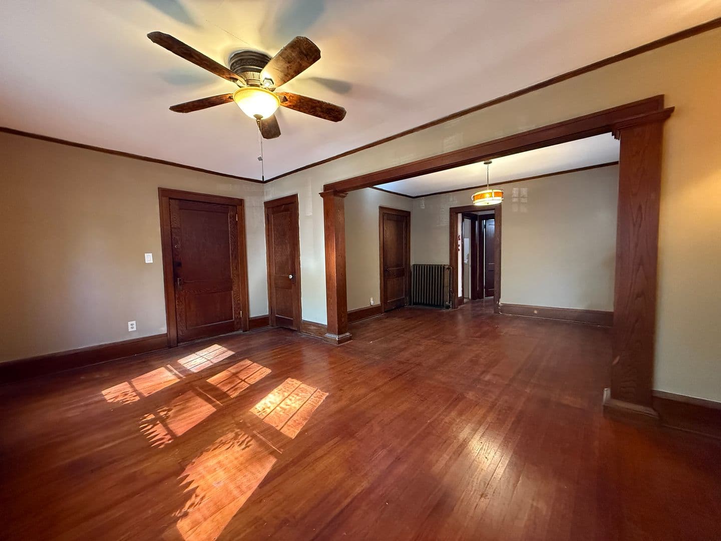 Saint Paul Apartment: 2033 Grand Ave