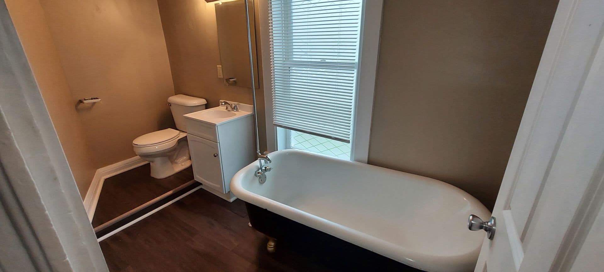 Saint Paul Apartment: 697-705 Conway St