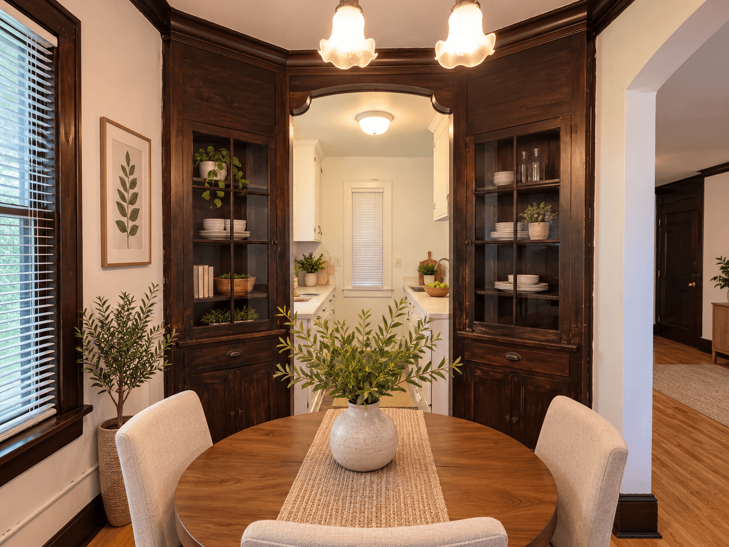 Saint Paul Apartment: 231 Dayton Ave