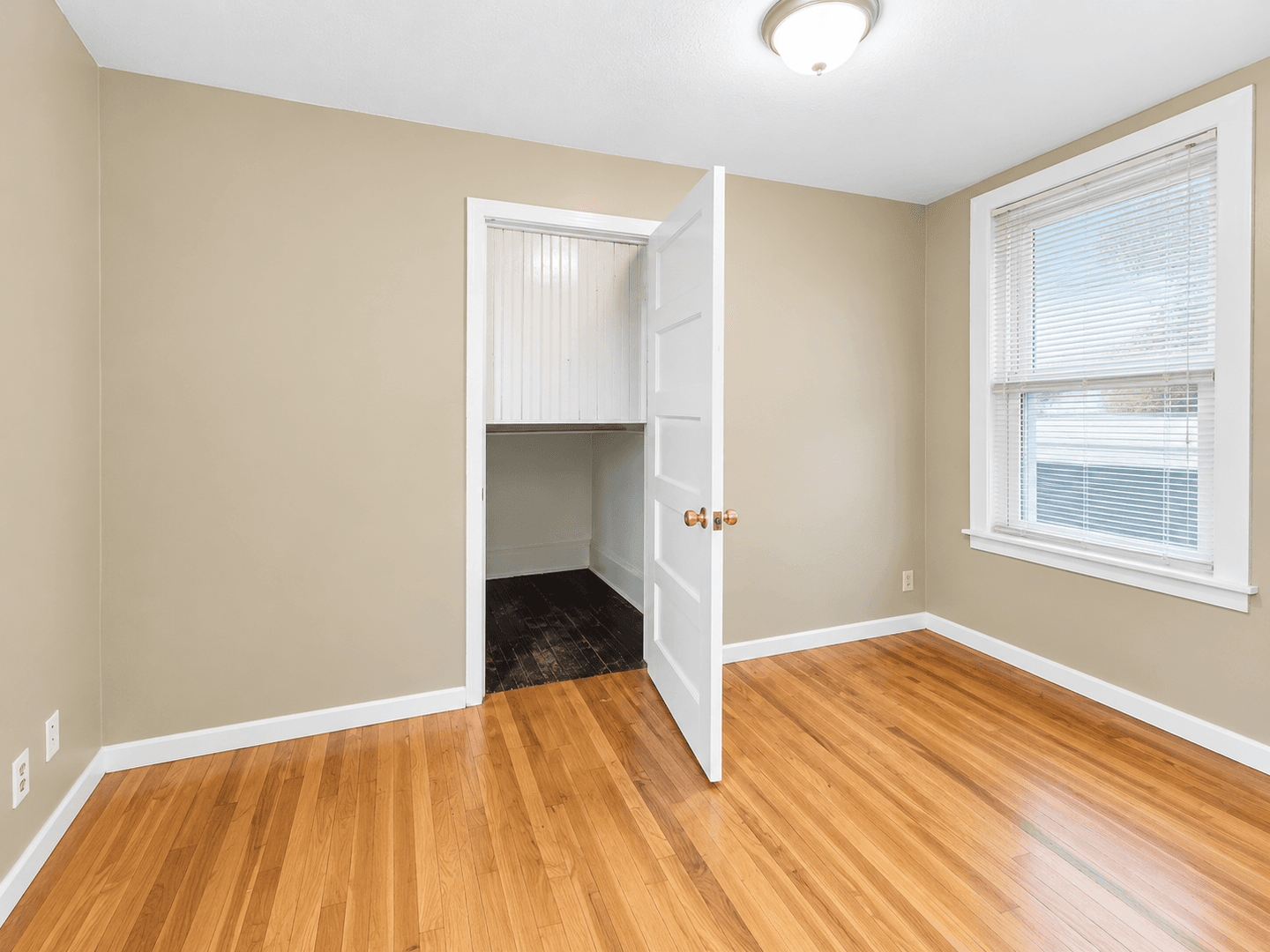 Saint Paul Apartment: 478 Herschel St.