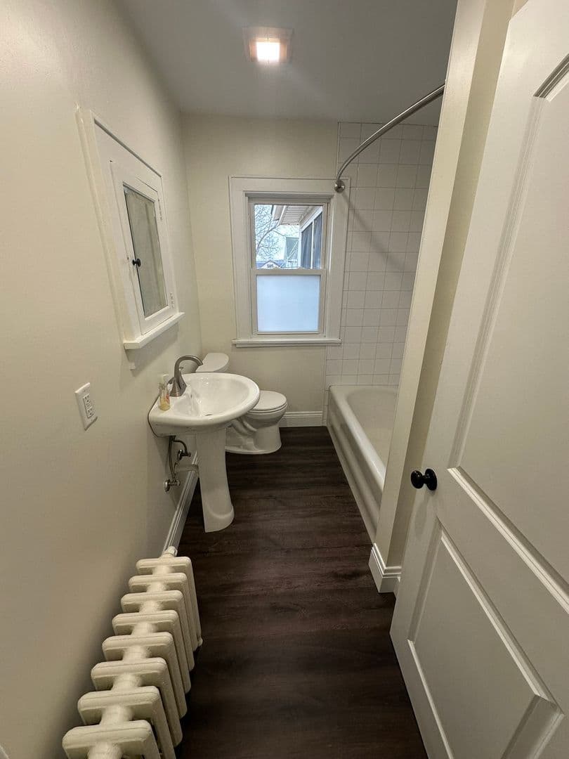 South Saint Paul Apartment: 250 6th Ave N
