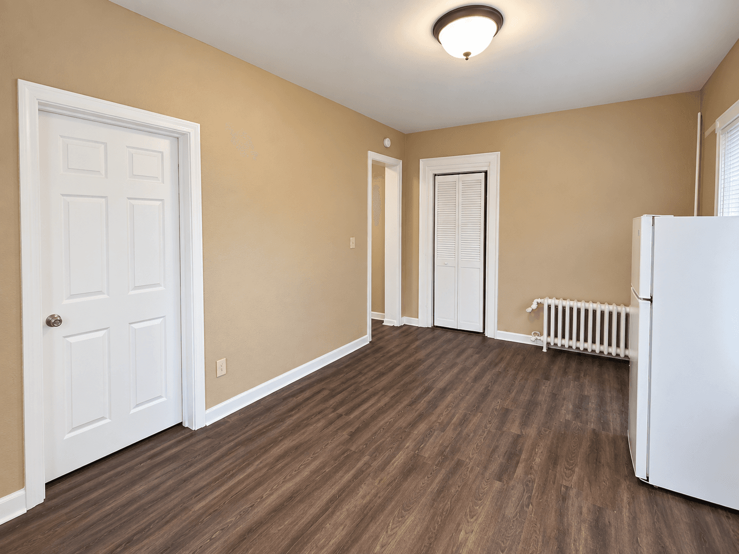 Saint Paul Apartment: 1332 Minnehaha Ave W