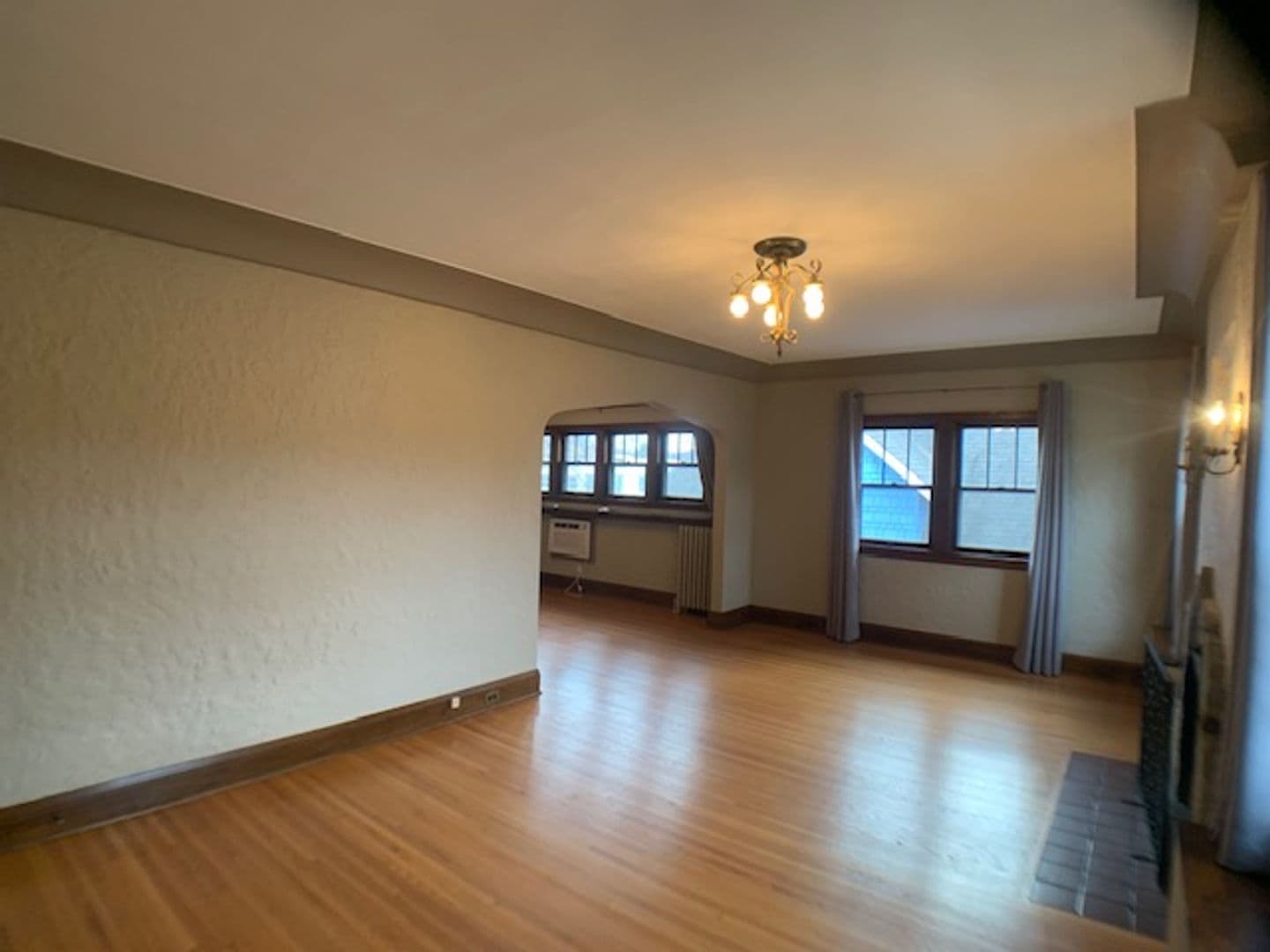 Minneapolis Apartment: 3535-3537 Harriet Ave