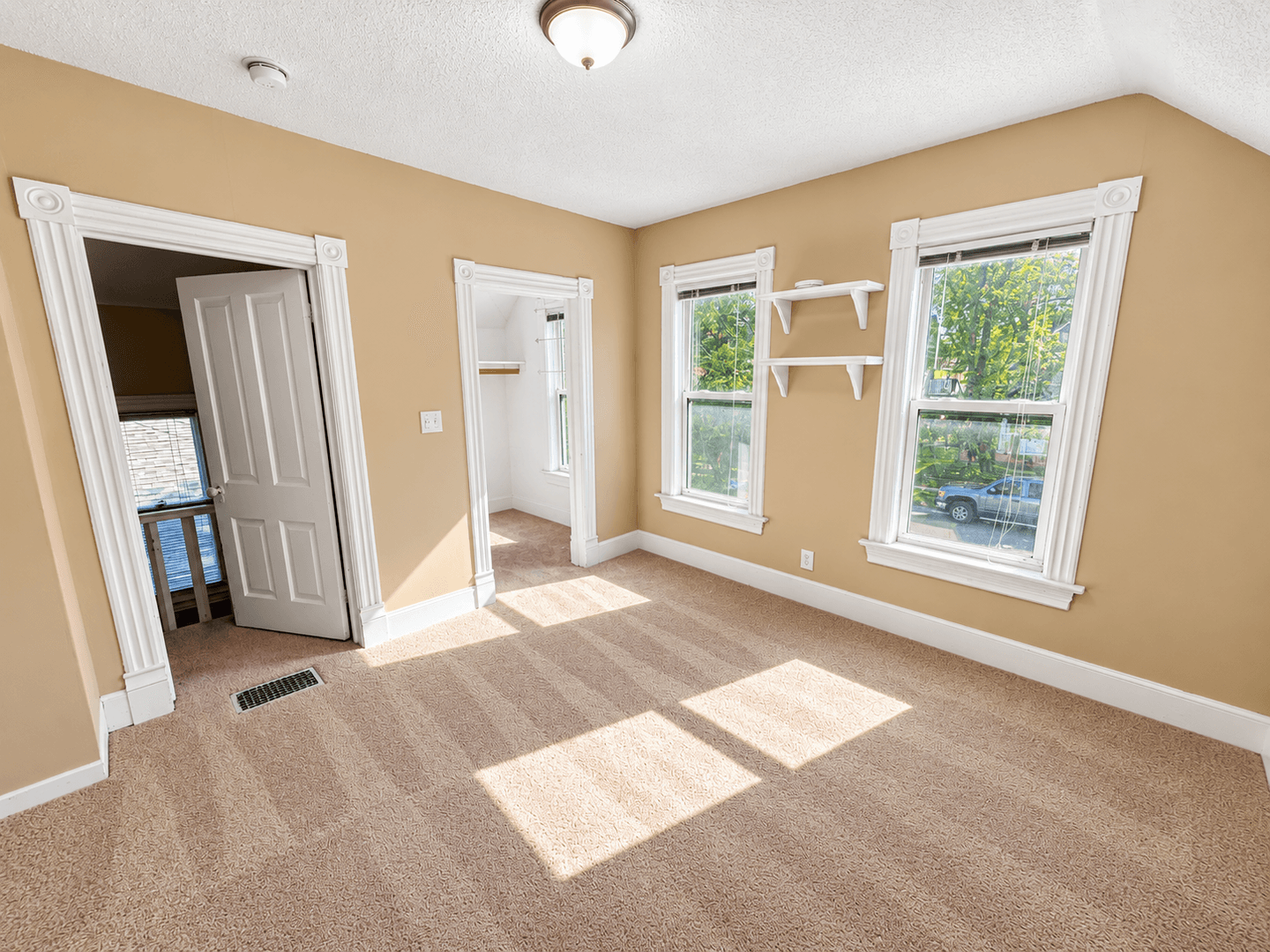 Saint Paul House: 1145 Beech St