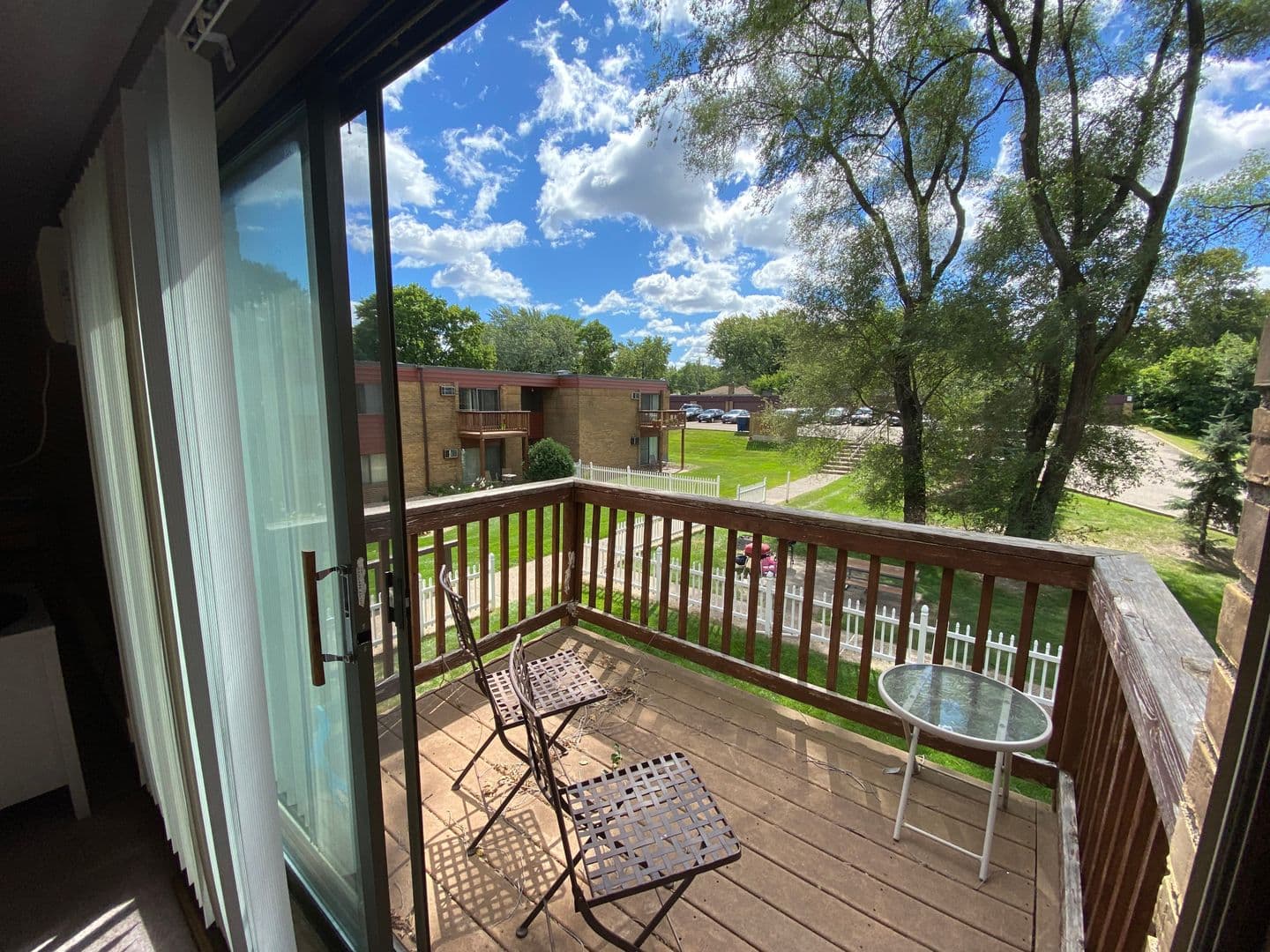 Bloomington Apartment: 2021 W 90th St