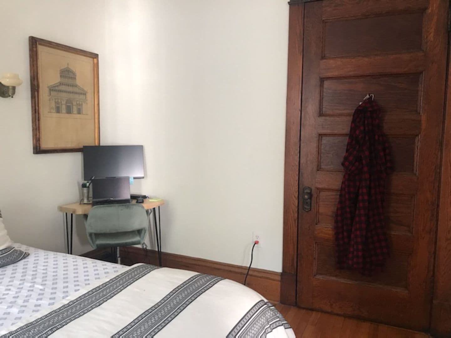 Saint Paul Apartment: 301 Dayton Ave