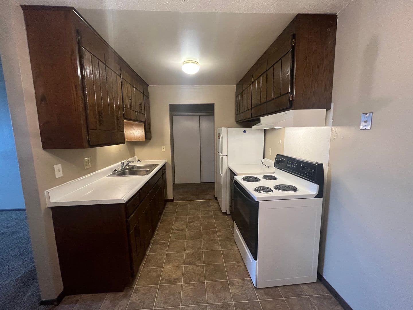 Saint Paul Apartment: 41 Arlington Ave West