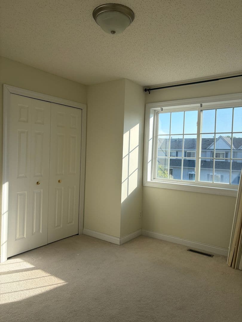 Lakeville House: 18340 Kerrville Trail #709