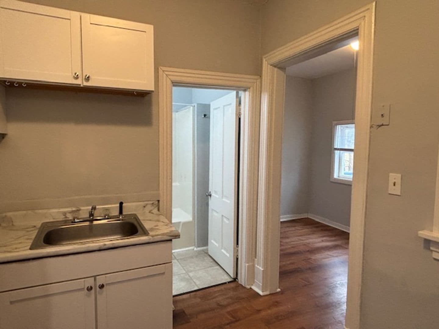 Saint Paul Apartment: 580 Thomas Ave W
