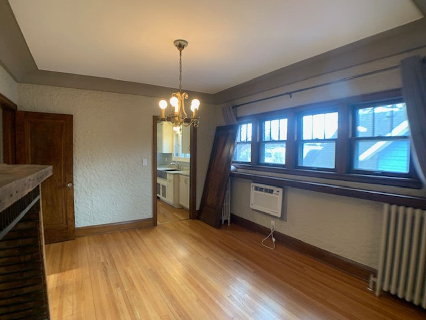 Minneapolis Apartment: 3535-3537 Harriet Ave