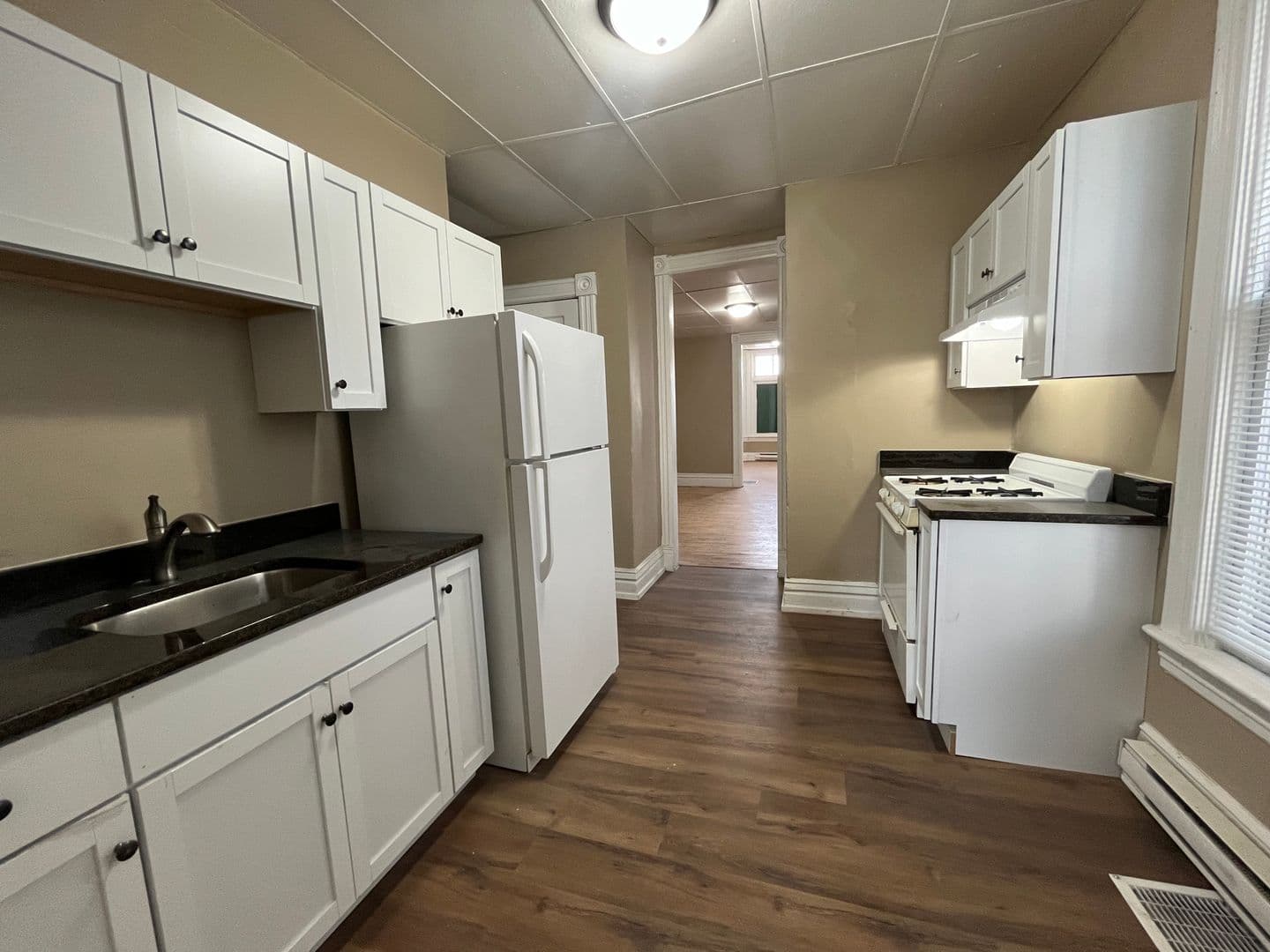 Saint Paul Apartment: 904-906 Burr St