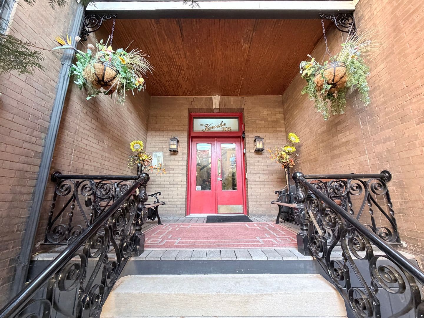 Saint Paul Condo: 505 Selby Ave