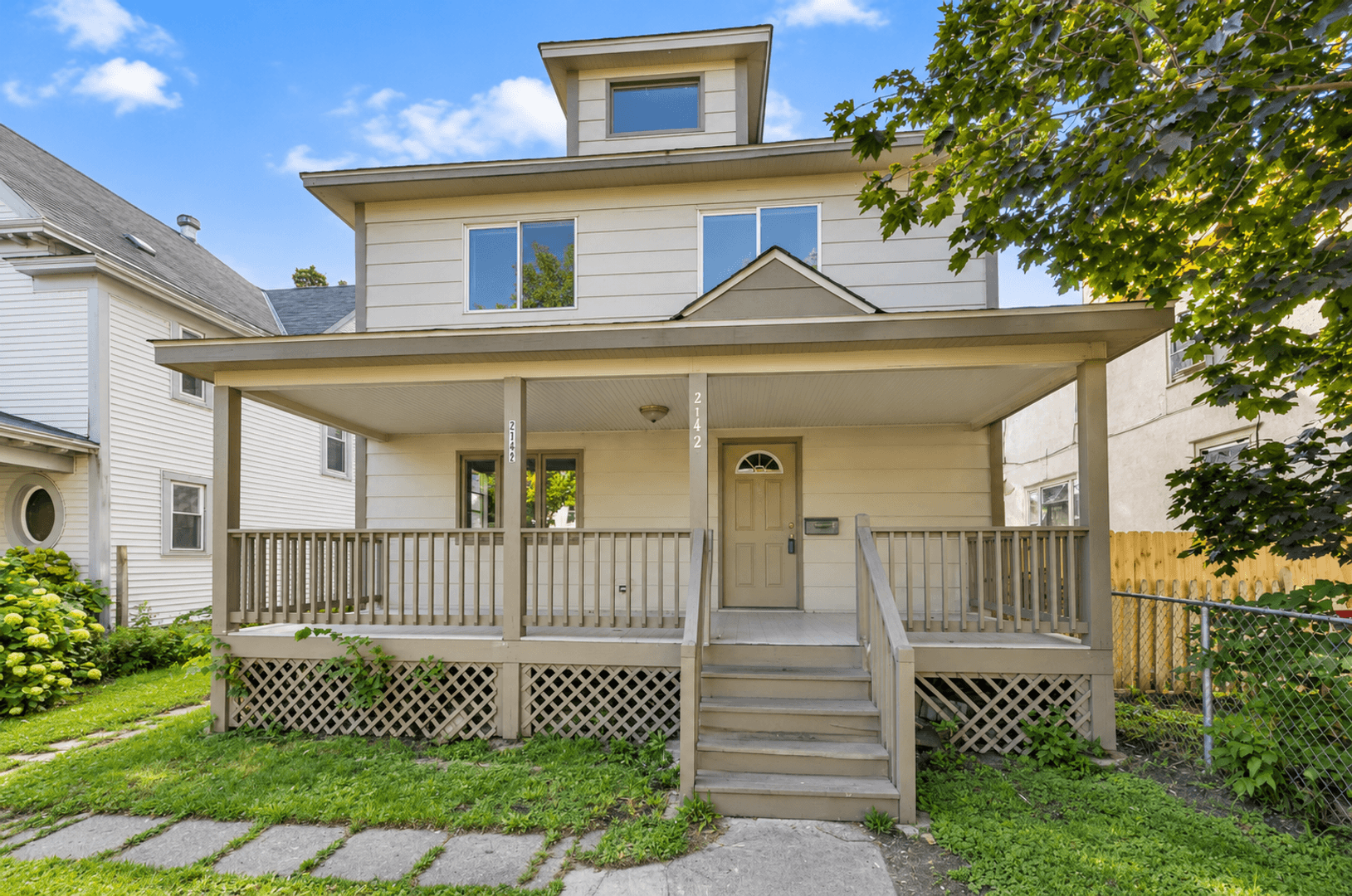 Minneapolis Apartment: 2742 18th Ave S