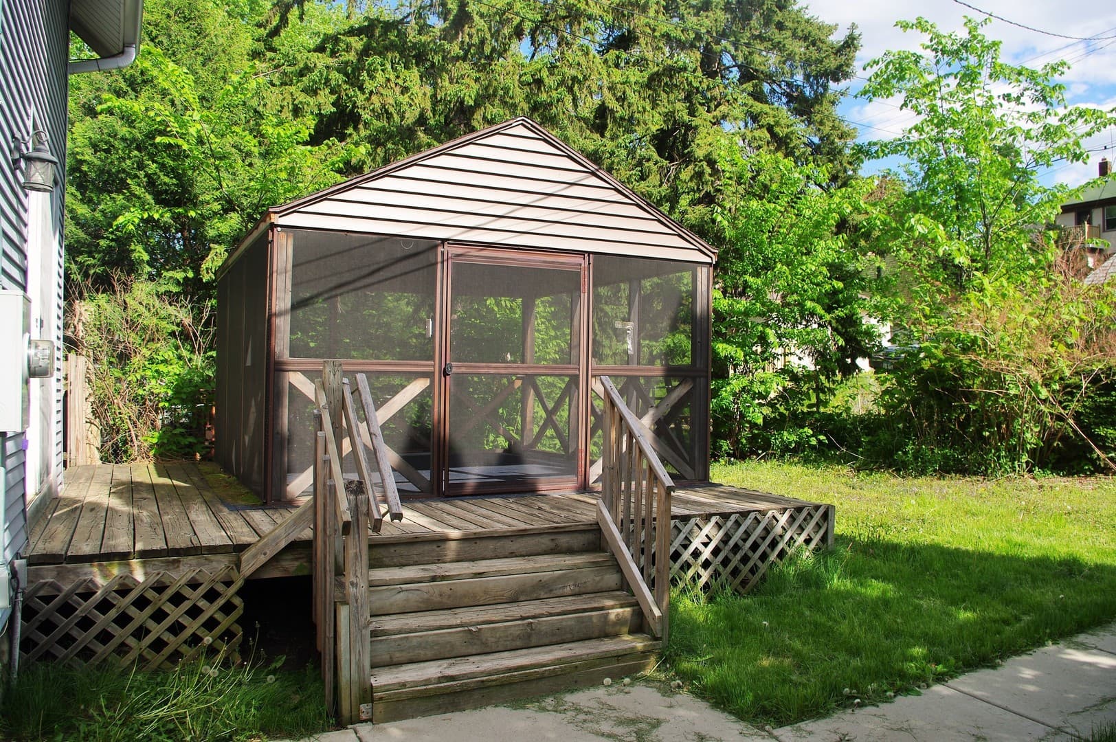 Saint Paul House: 266 Belvidere Street E