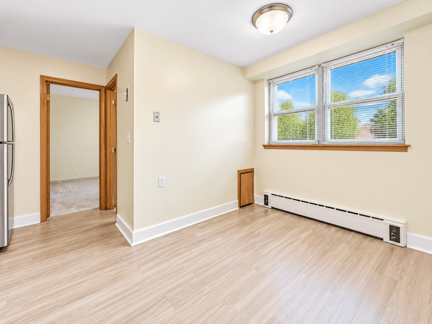Saint Paul Apartment: 1897 Grand Ave