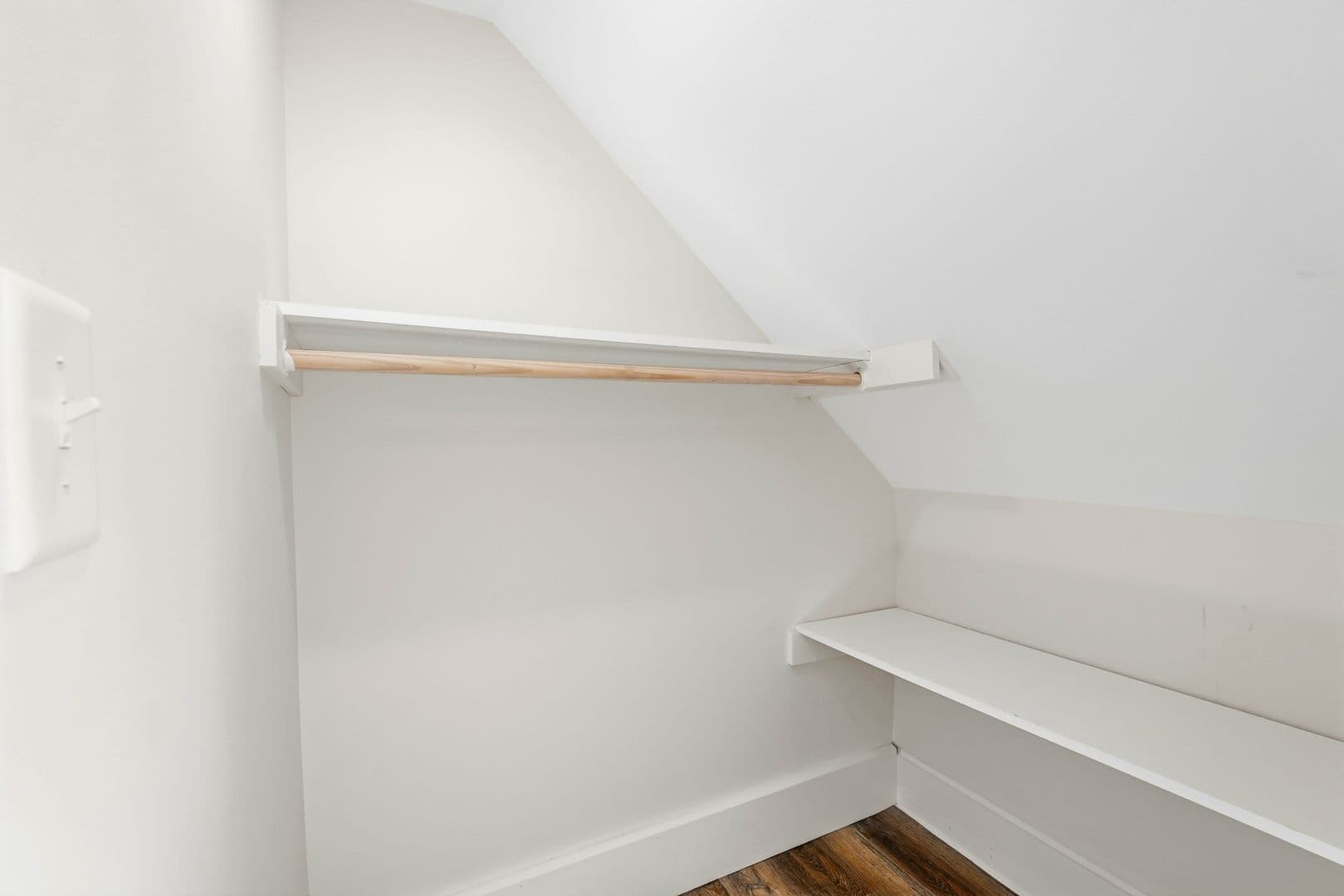 Saint Paul House: 527 Arlington Ave E