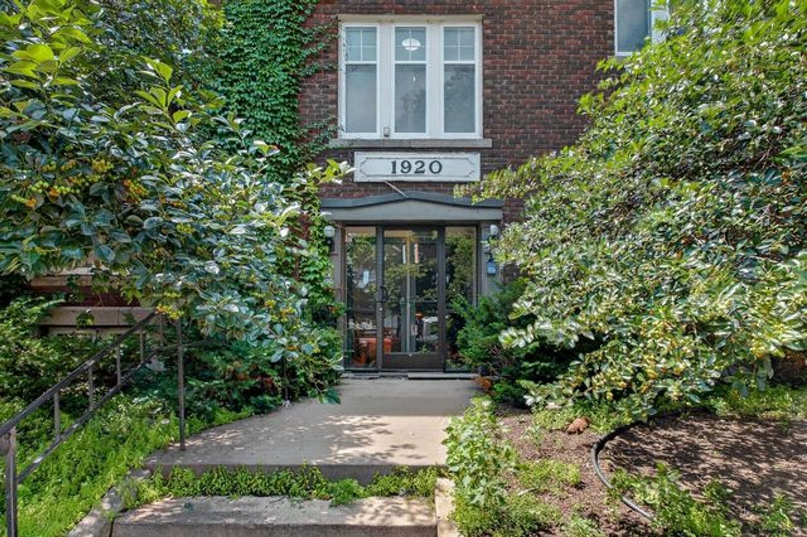 Minneapolis Apartment: 1920 3rd Ave S
