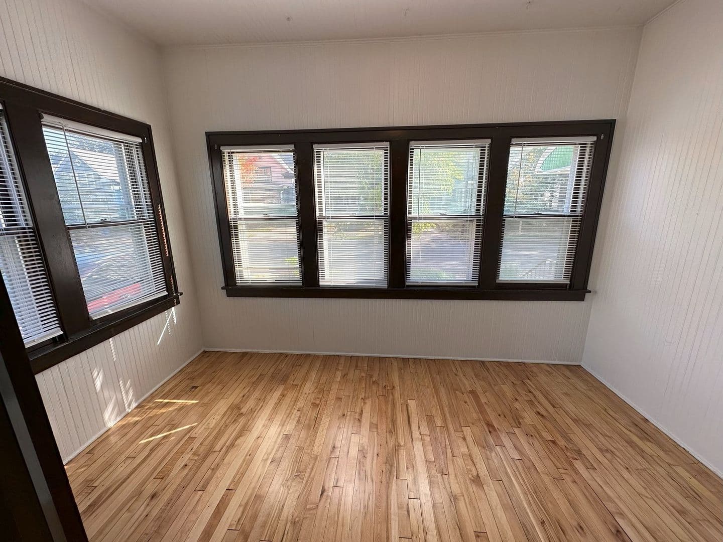 Minneapolis Apartment: 1081 13th Ave SE
