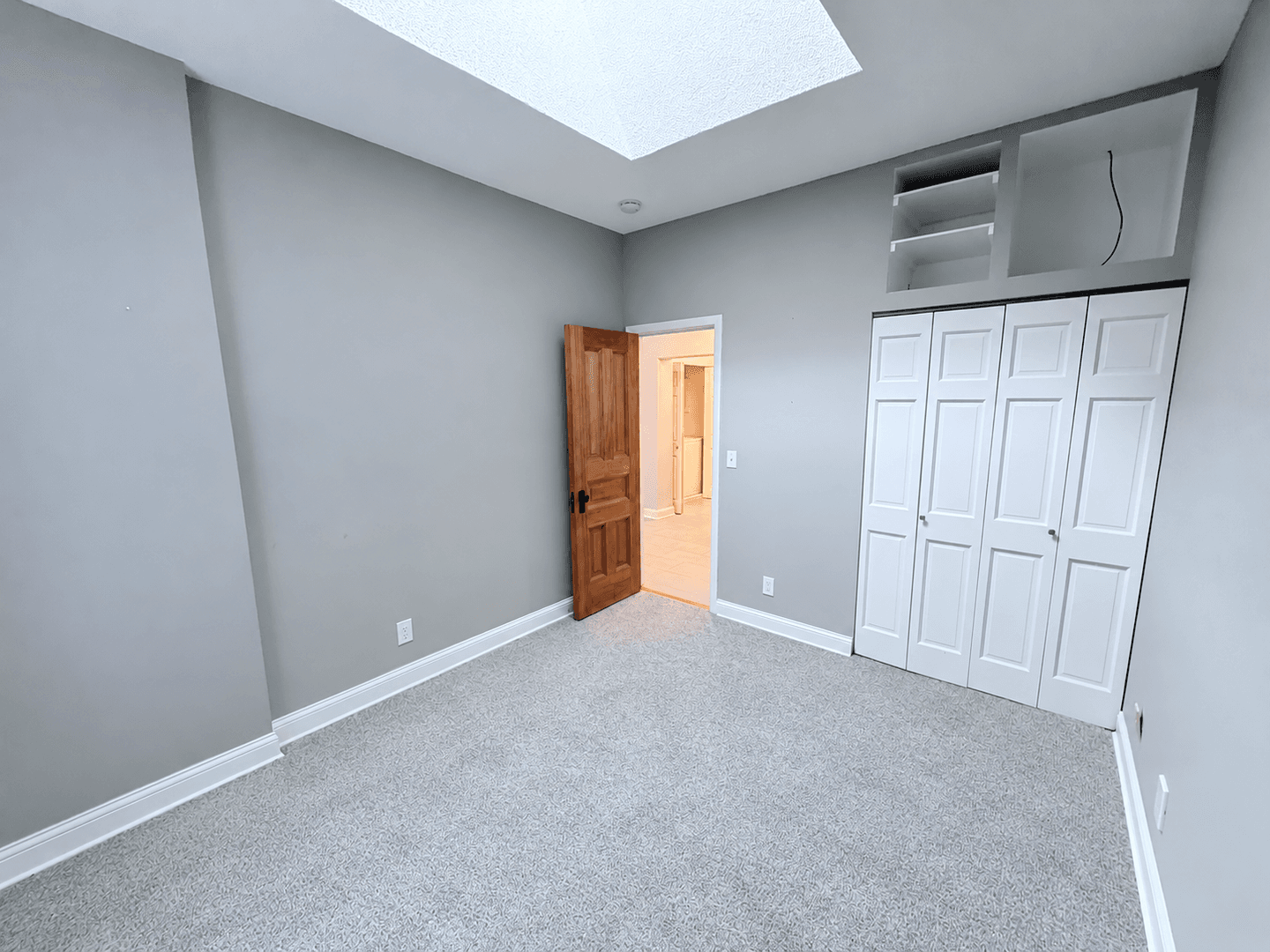 Saint Paul Condo: 505 Selby Ave