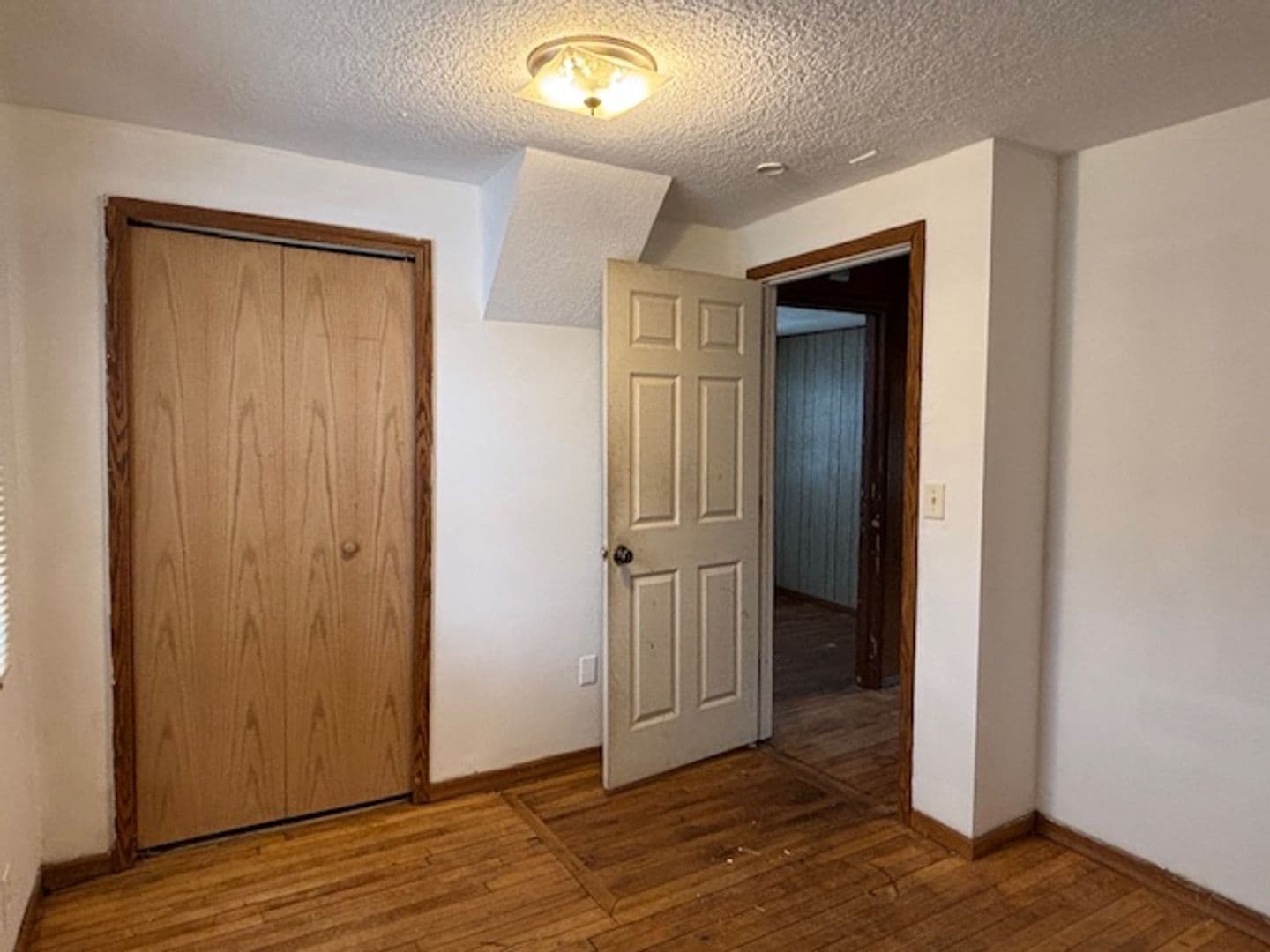 Saint Paul House: 1074 5th St E