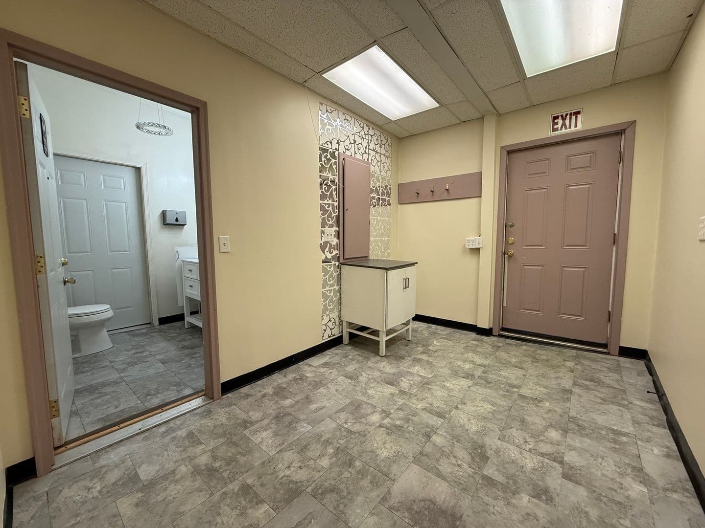 Minneapolis Apartment: 3962, 3964, 3966 Minnehaha Ave