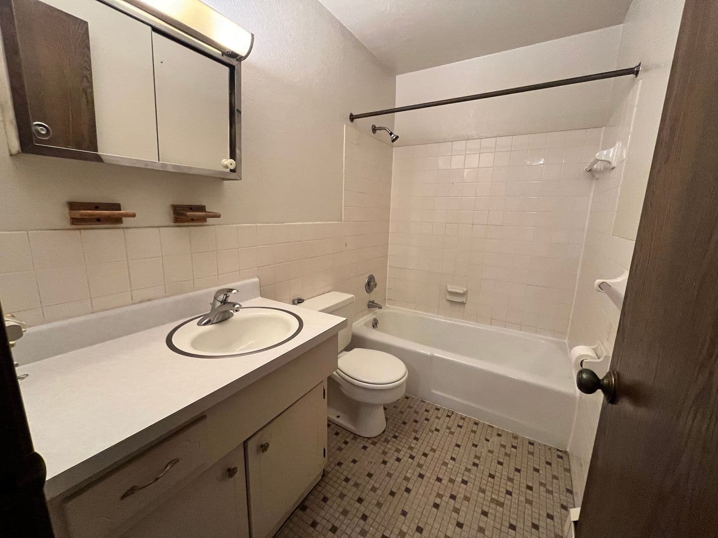 Saint Paul Apartment: 41 Arlington Ave West