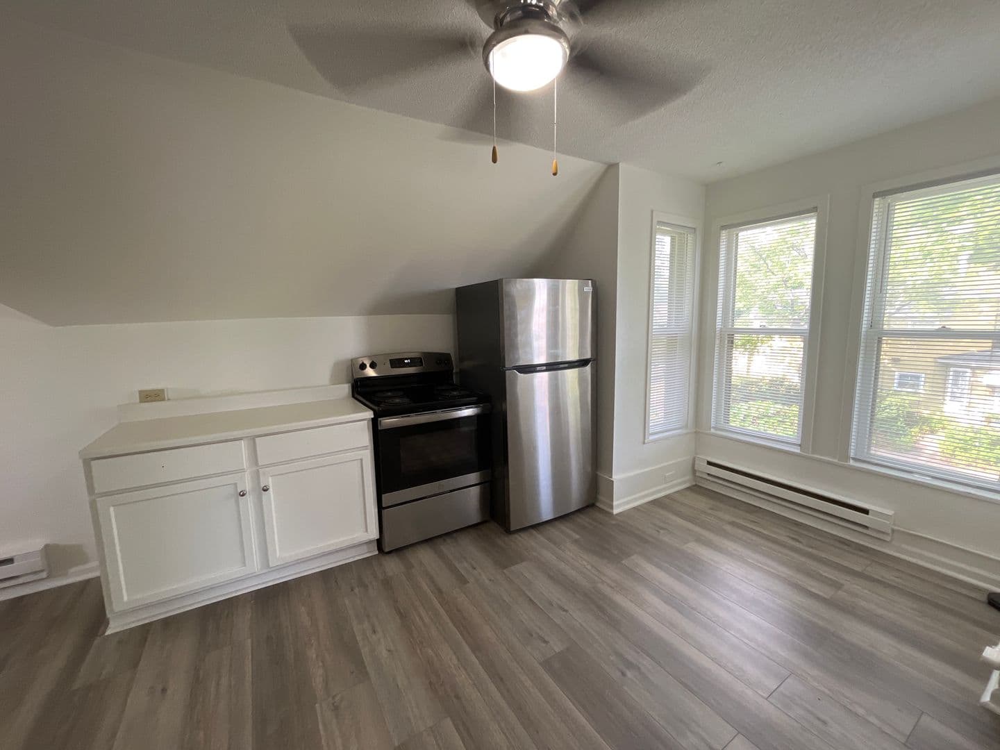Saint Paul Apartment: 1000 McLean Ave.