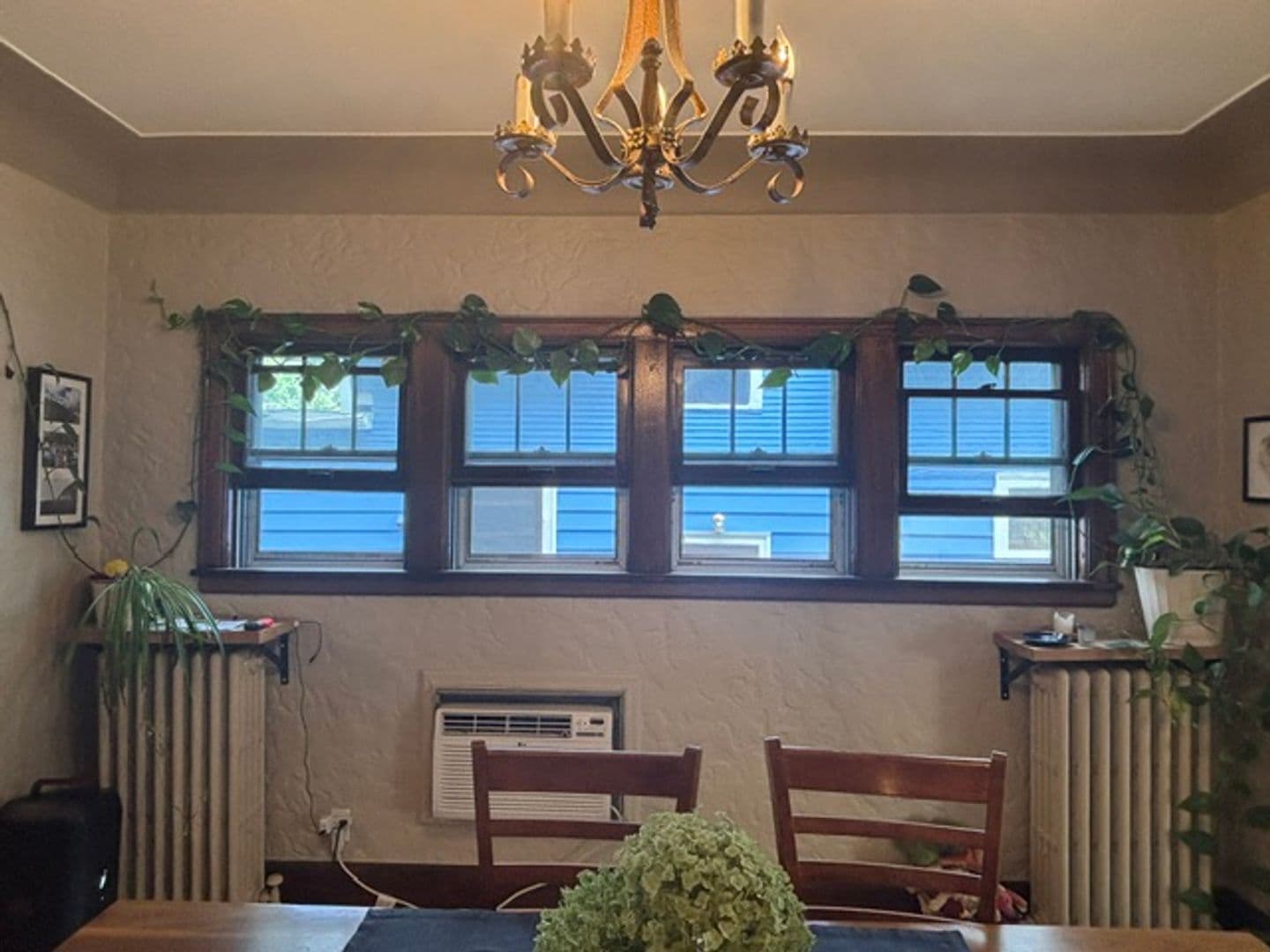 Minneapolis Apartment: 3535-3537 Harriet Ave