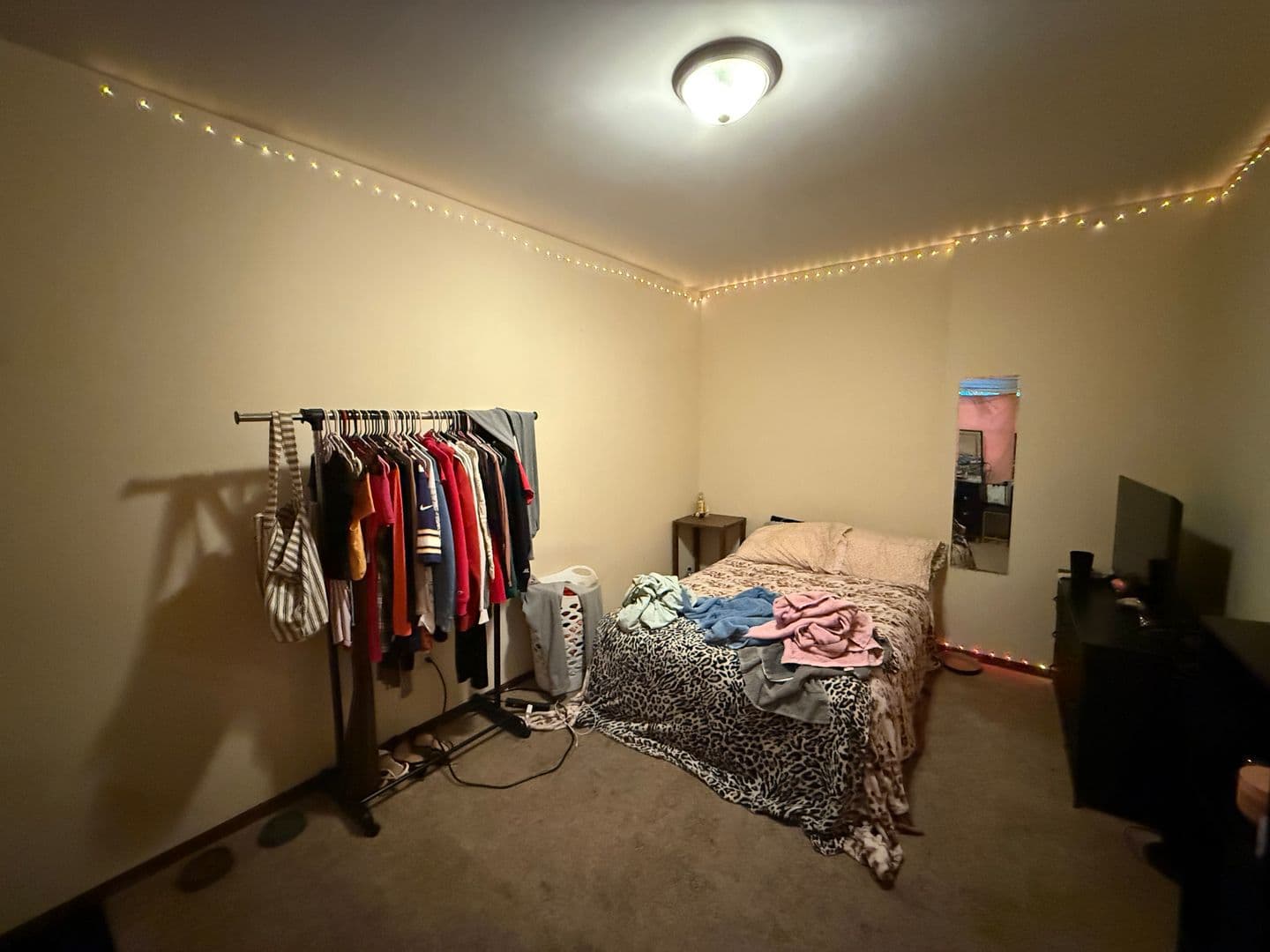 Saint Paul Apartment: 555-565 N Kent St