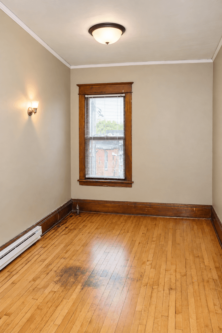 Saint Paul Apartment: 283-289 Bates Ave