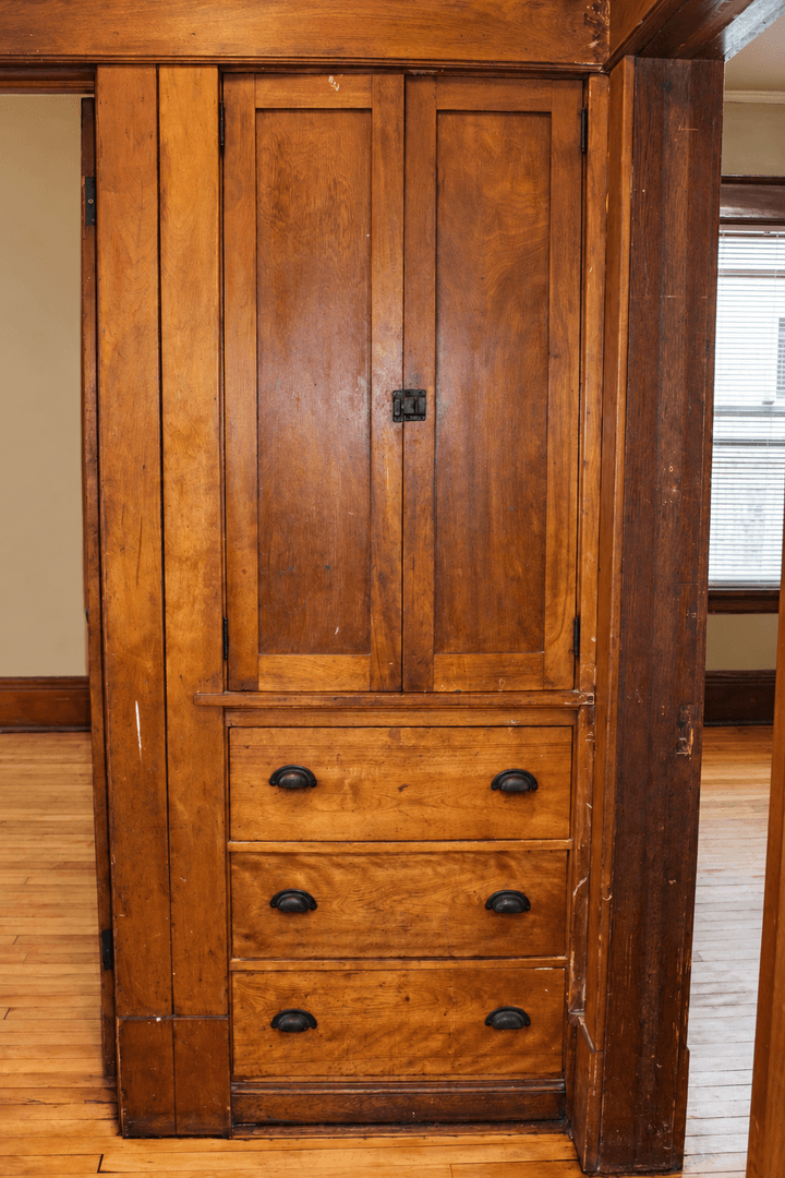 Saint Paul Apartment: 283-289 Bates Ave