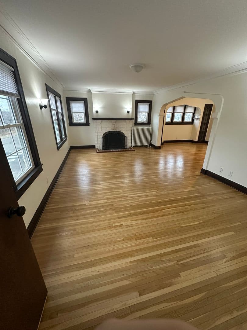 South Saint Paul Apartment: 250 6th Ave N