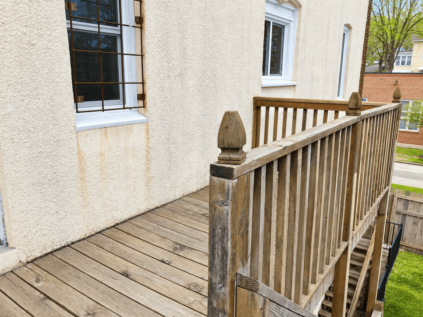 Saint Paul Apartment: 217-219 Bates Ave