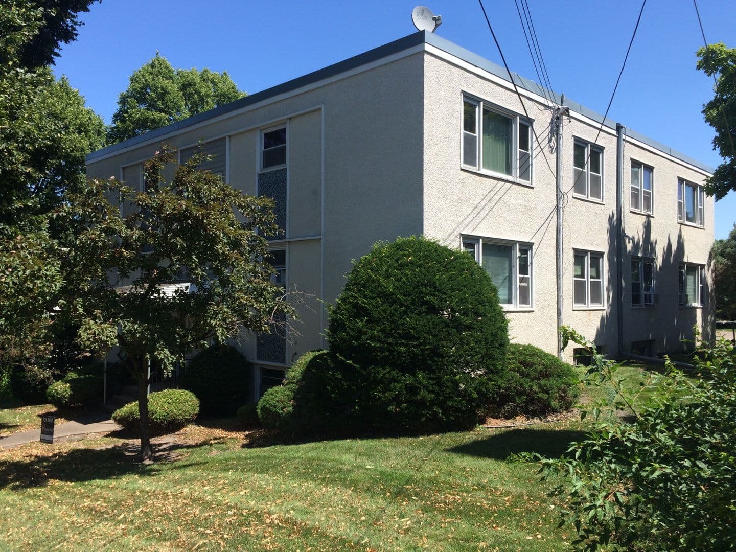Minneapolis Apartment: 4351 Drew Ave South