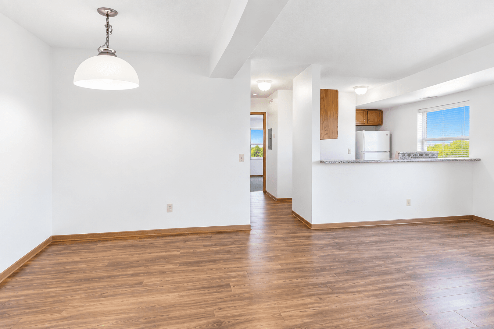 Saint Paul Apartment: 760 Mount Curve Blvd