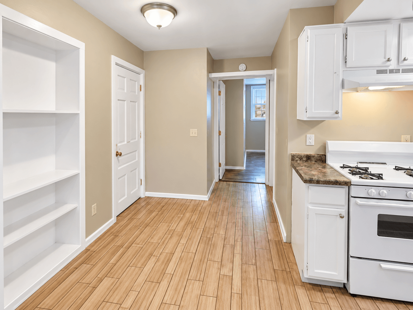 Saint Paul Apartment: 1530 Concordia Ave