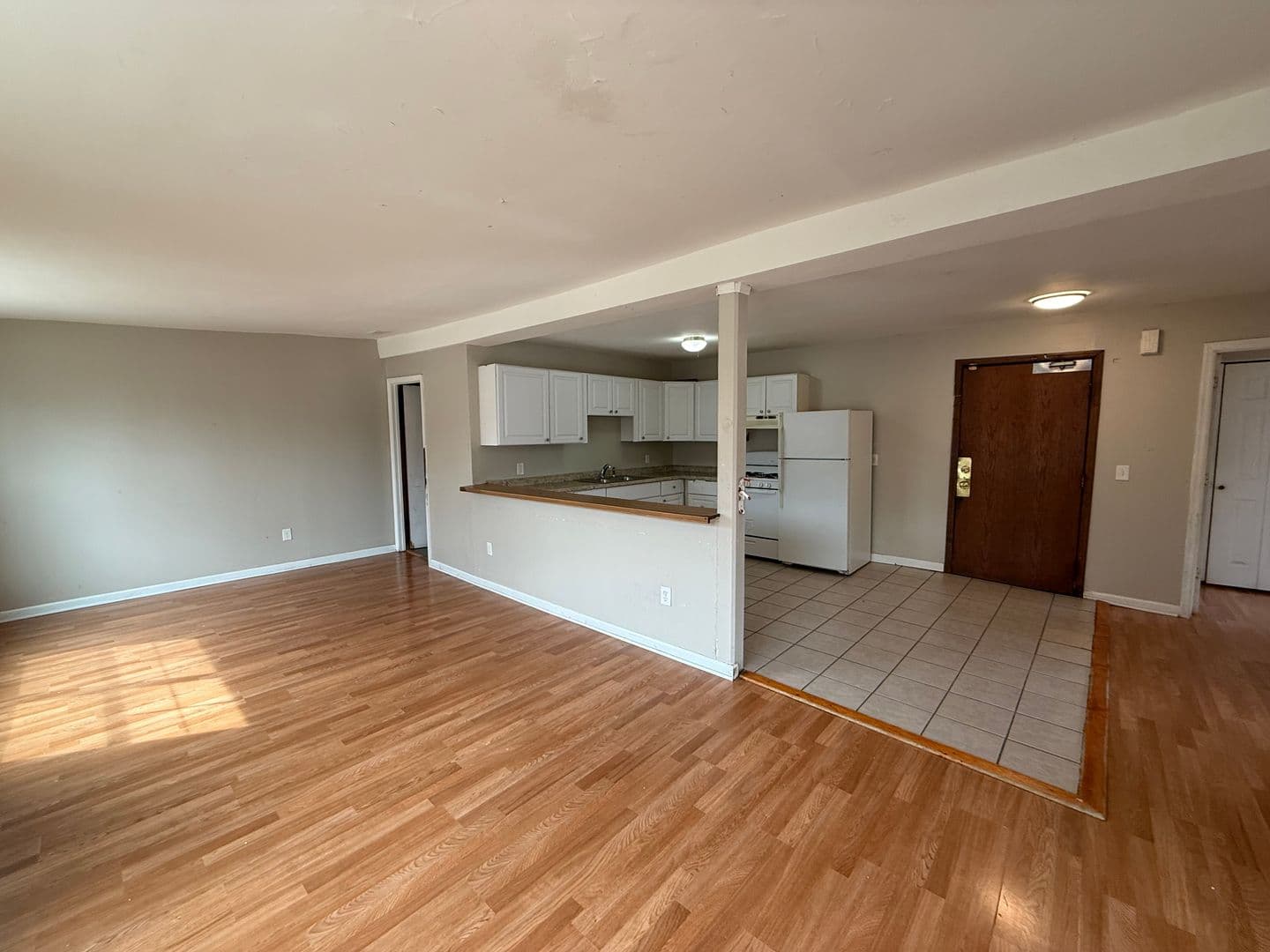 Saint Paul Apartment: 555-565 N Kent St