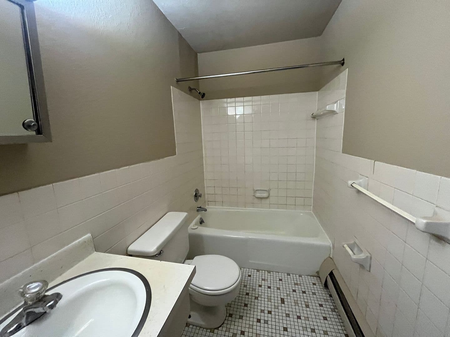 Saint Paul Apartment: 41 Arlington Ave West