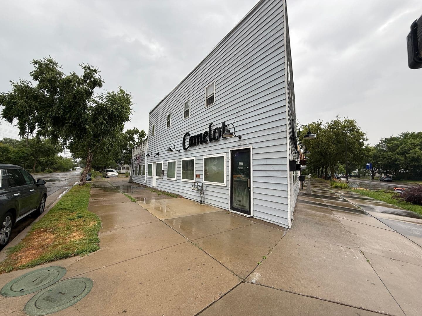 Minneapolis Apartment: 3962, 3964, 3966 Minnehaha Ave