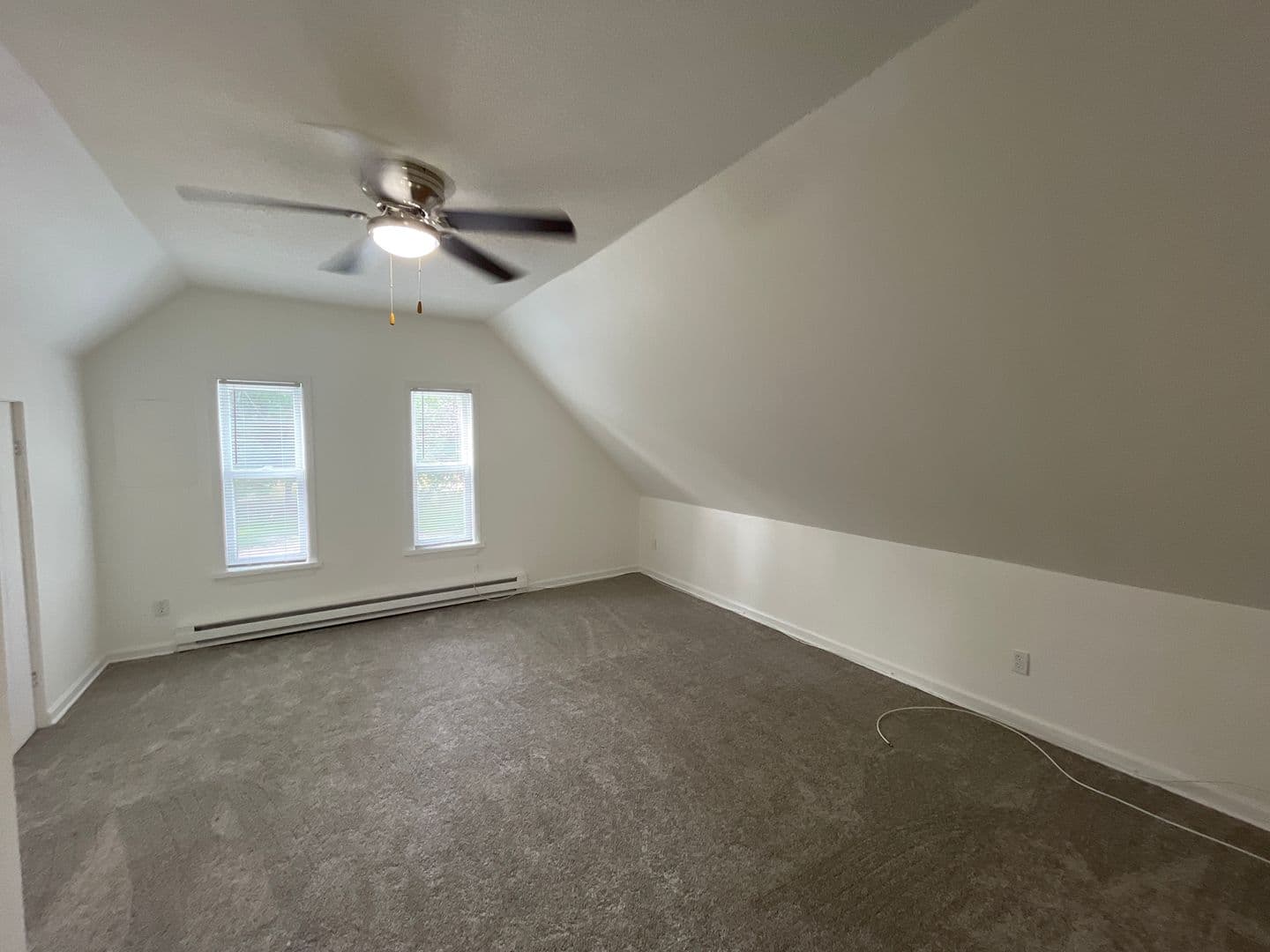 Saint Paul Apartment: 1000 McLean Ave.