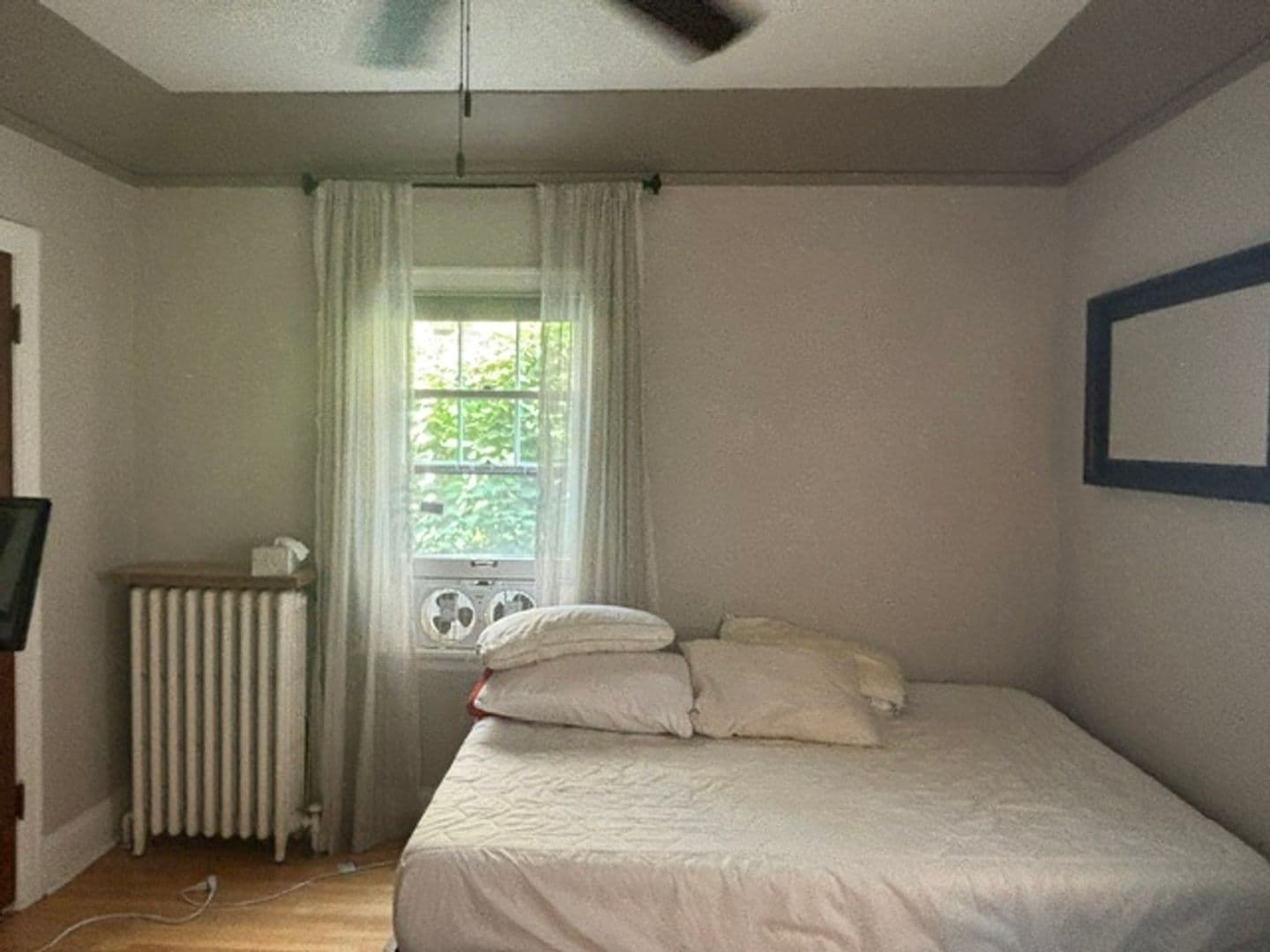 Minneapolis Apartment: 3535-3537 Harriet Ave