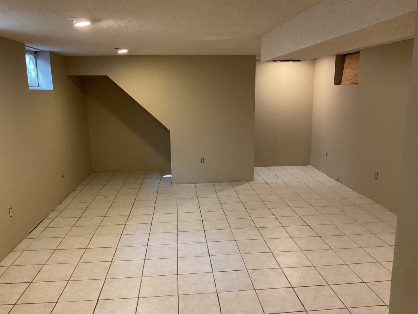 South Saint Paul Apartment: 708 1st Ave S