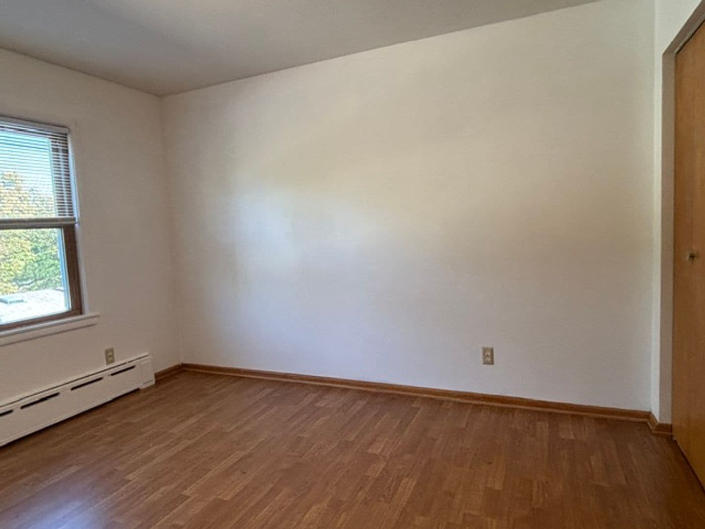 Minneapolis Apartment: 4351 Drew Ave South