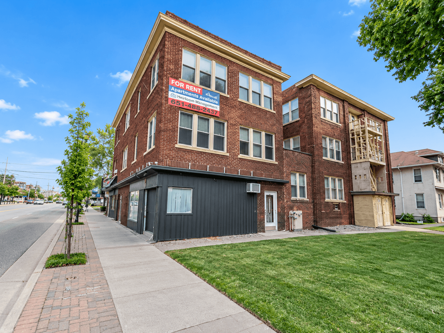 Saint Paul Apartment: 478 Herschel St.