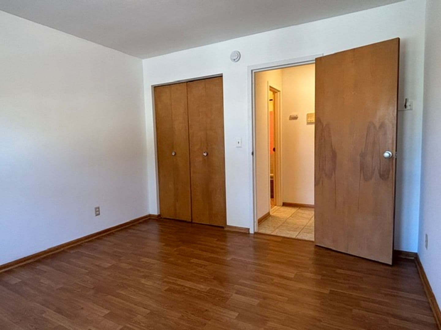 Minneapolis Apartment: 4351 Drew Ave South