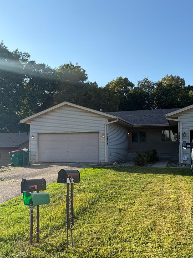 Prior Lake Townhome: 17456-17458 Sunray Circle SW