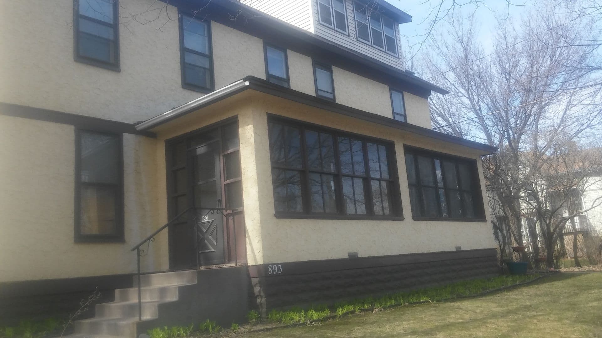 Saint Paul Apartment: 893-895 Fry St